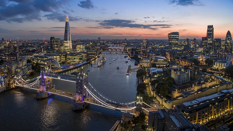 Flights to London (LHR)