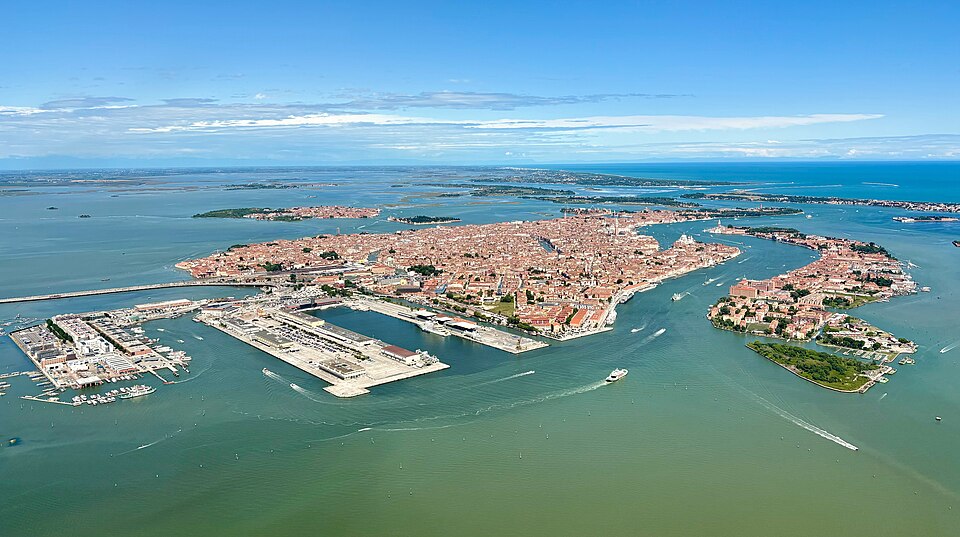 Flights to Venice (VCE)